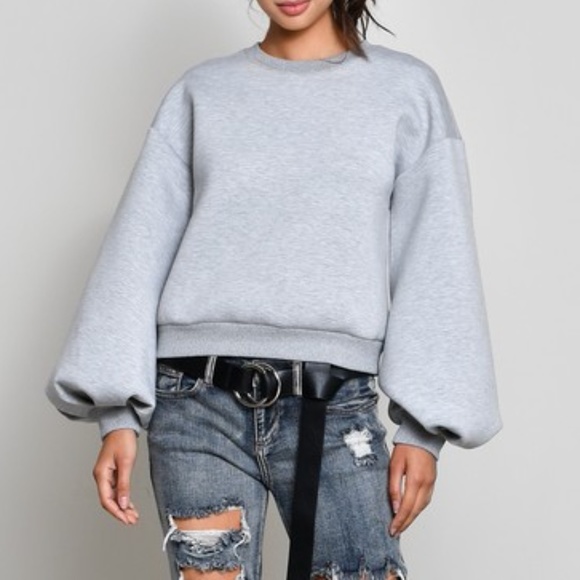 Chicks On The Daily Tops - ⭐️ONLY ONE⭐️ Lantern Sleeve SweatShirt